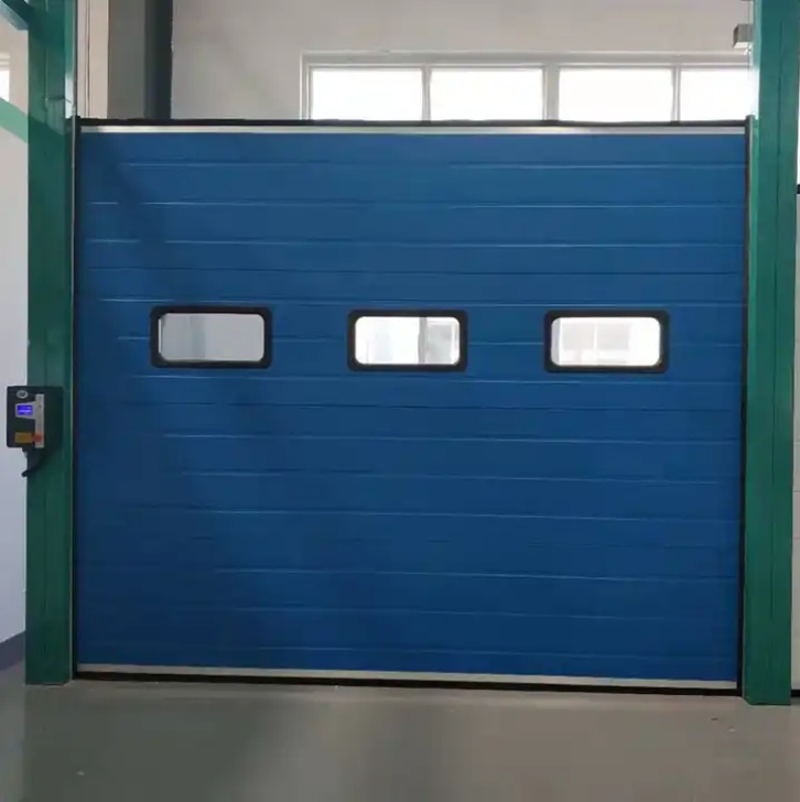 वेयरहाउस इलेक्ट्रिक ऑपरेशन रिमोट कंट्रोल अनुभागीय औद्योगिक दरवाजा
