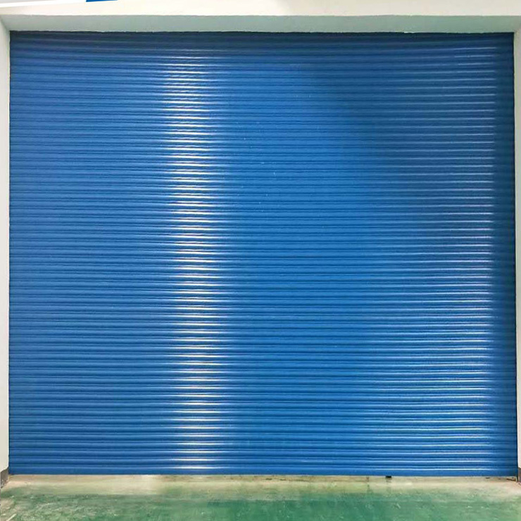 नीला प्रबलित ऑस्ट्रेलियाई शैली रोलर शटर दरवाजा